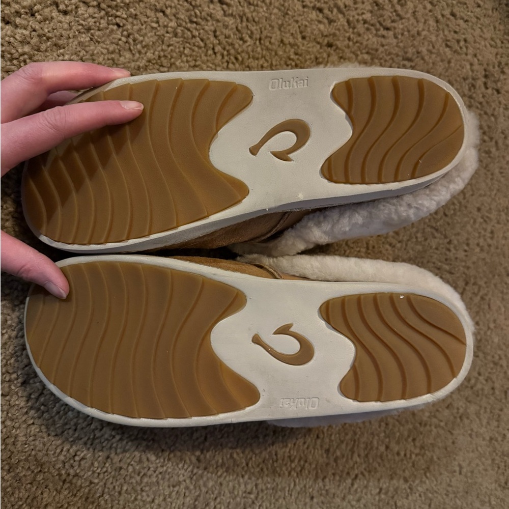 Women’s OkuKai Slippers - Picture 2 of 5
